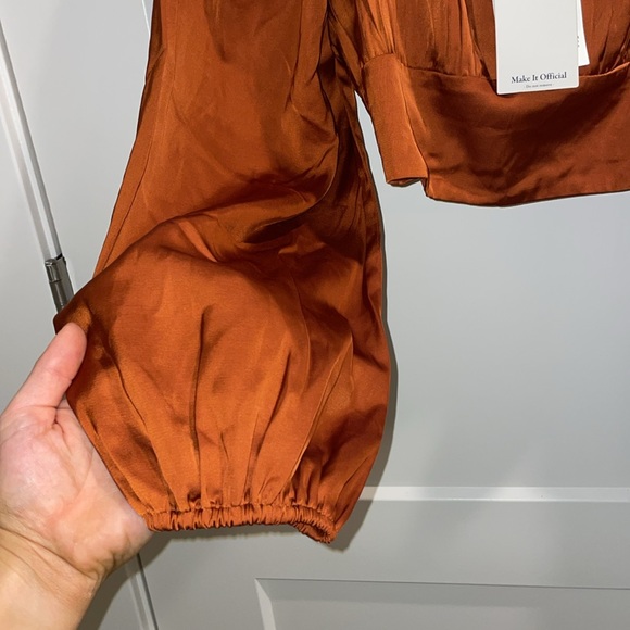 Abercrombie & Fitch Satin Top - Picture 4 of 9